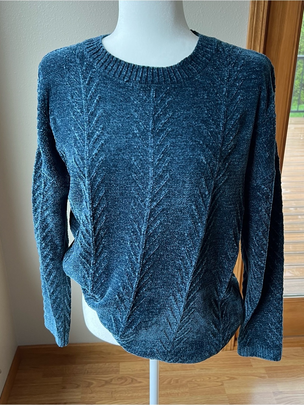 Orvis Chenille Sweater Women’s M Blue Pullover Long Sleeve Cozy Soft Casual